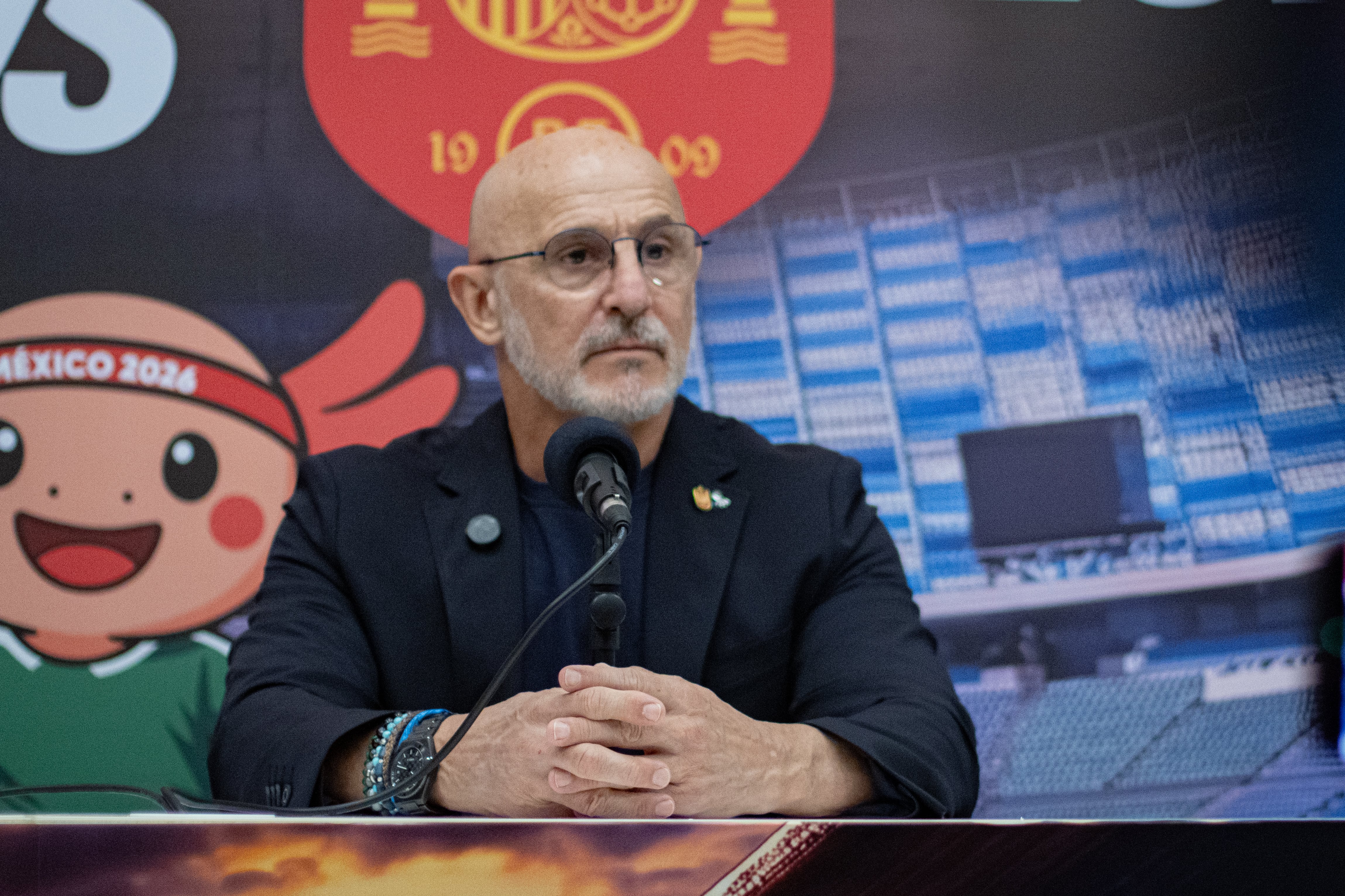 Luis de la Fuente en el Estadio Cuauhtémoc, en Puebla, este lunes.