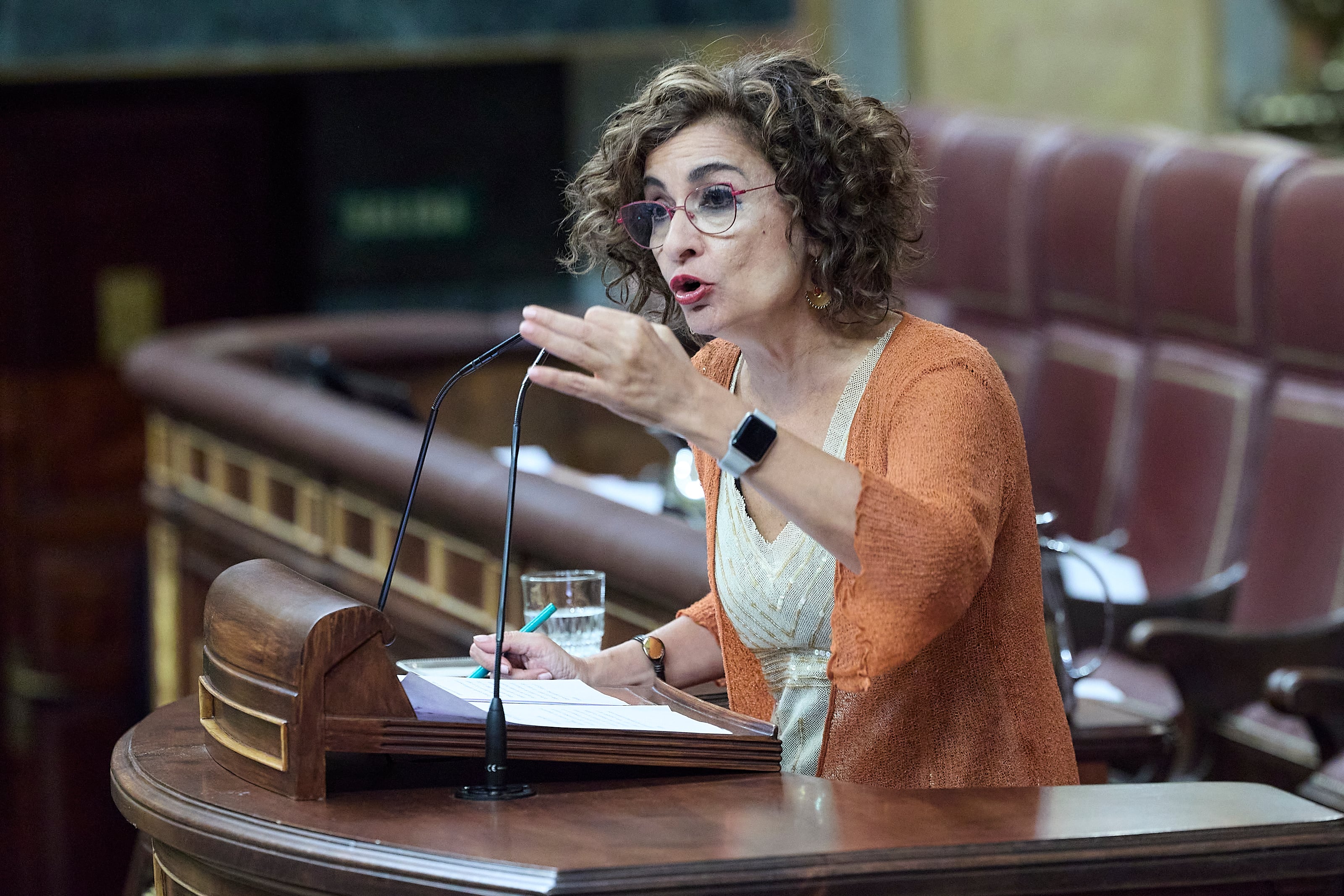 La vicepresidenta primera y ministra de Hacienda, María Jesús Montero, este miércoles en el Congreso.