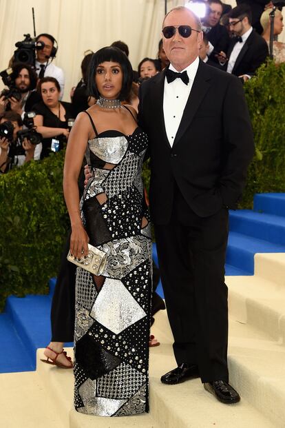 Michael Kors escogió a Kerry Washington (con peinado a lo Kawakubo).