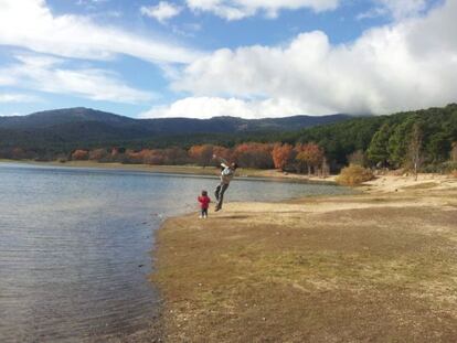 Un paseo reciente, con la hija rondando los mil d&iacute;as. 