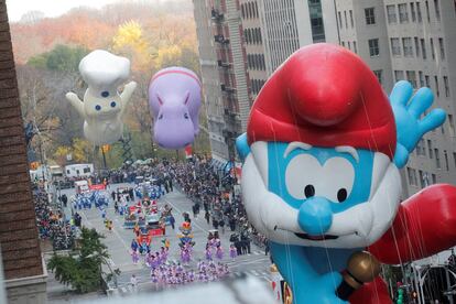 Este desfile de Macy’s tuvo 15 globos aerostáticos gigantes inspirados en diversos personajes.