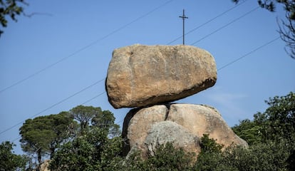 La pedra cavallera de Pedralta, a Sant Feliu de Guíxols.