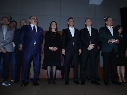 Jorge Carlos Ramírez Marín, Nuvia Mayorga, Alejandro Murat, Adrián Ruvalcaba y Eruviel Ávila anuncian la 'Alianza Progresista', el 19 de diciembre.