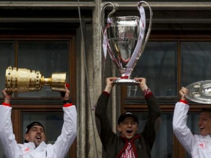 Rib&eacute;ry, Shaquiri y Schweinsteiger levantan los tres t&iacute;tulos del Bayern