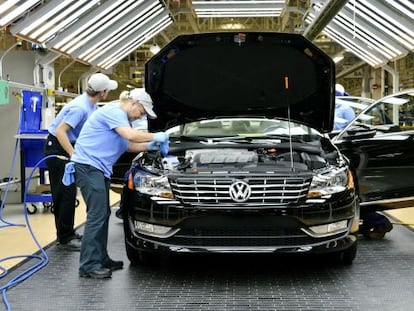 L&iacute;nea de montaje de Volkswagen en Estados Unidos.
 