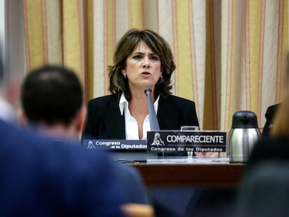 La fiscal Dolores Delgado, comparece ante la comisión de justicia del Congreso de los Diputados, en febrero pasado.