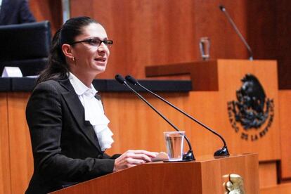 La senadora Ana Gabriela Guevara en el Senado mexicano