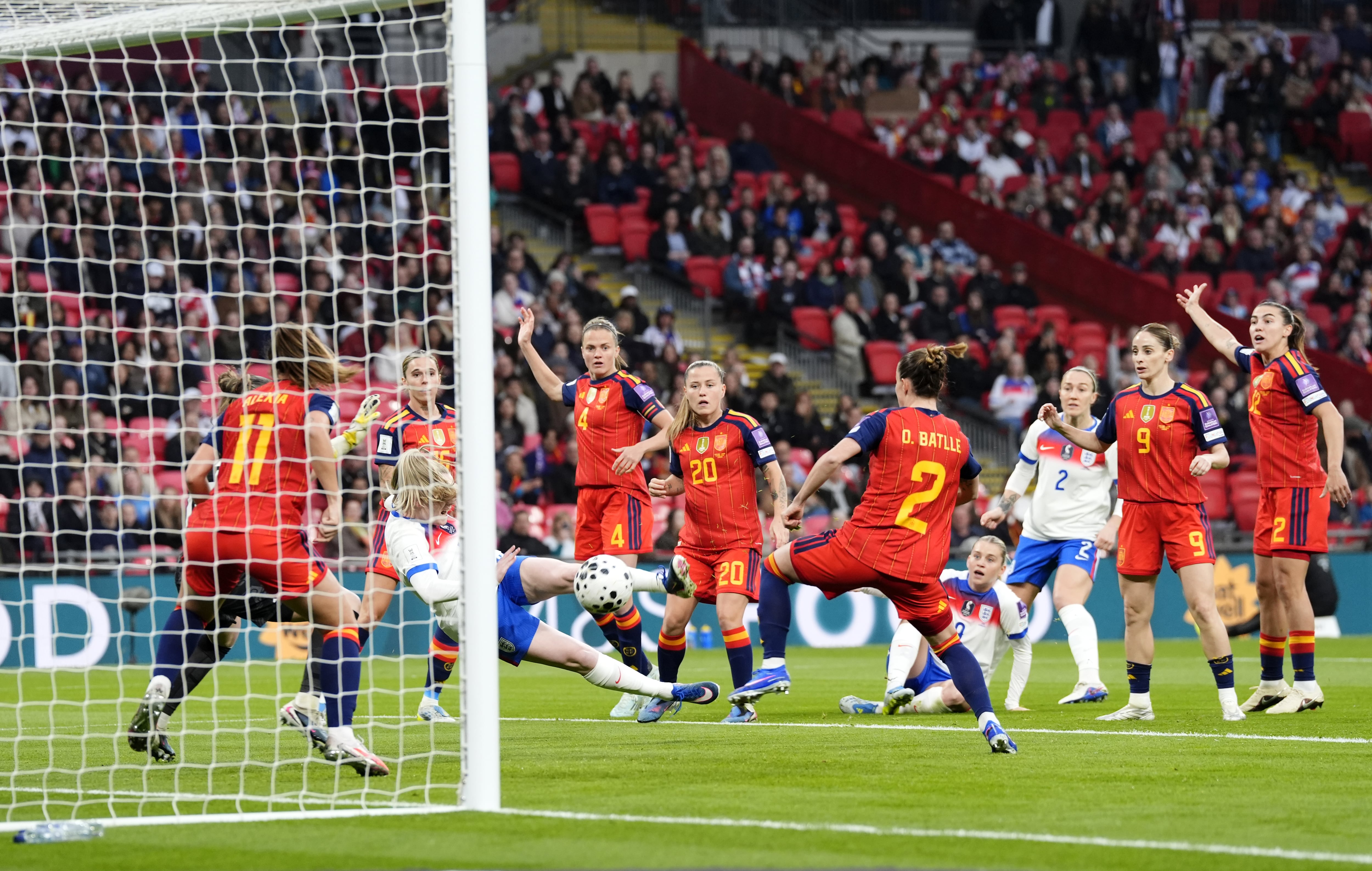 Inglaterra frustra a España de nuevo en Wembley