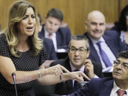 Susana D&iacute;az, en su intervenci&oacute;n en la sesi&oacute;n de control en el Parlamento.