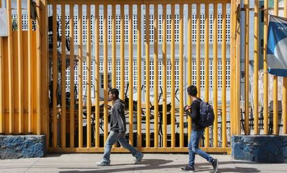 Una de las entradas de la Preparatoria 9 de la UNAM.