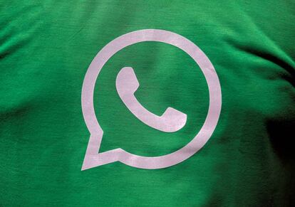 FILE PHOTO: A logo of WhatsApp is pictured on a T-shirt worn by a WhatsApp-Reliance Jio representative during a drive by the two companies to educate users, on the outskirts of Kolkata, India, October 9, 2018. REUTERS/Rupak De Chowdhuri/File Photo