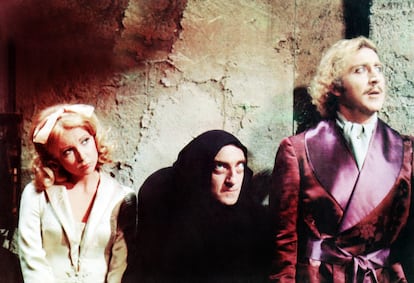 Teri Garr, Marty Feldman y Gene Wilder en 'El jovencito Frankenstein', estrenada en España en 1975.