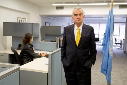 El secretario ejecutivo de la Cepal, José Manuel Salazar-Xirinachs, posa en las oficinas de la comisión en Buenos Aires, el 22 de octubre de 2022.