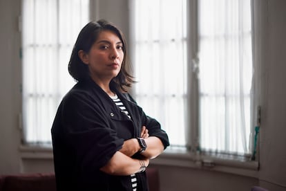 La escritora mexicana publica su primera novela ‘Nadie recuerda su propia muerte’.