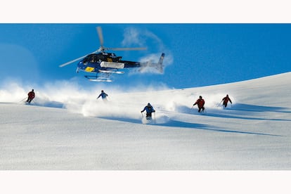 En la estación de Baqueira Beret se puede practicar 'heliski', esquí desde un helicóptero.