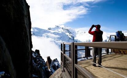 Terraza del mirador del pico Aiguille du Midi.