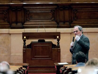 El presidente de la Generalitat, Quim Torra, interviene en el pleno del Parlament.