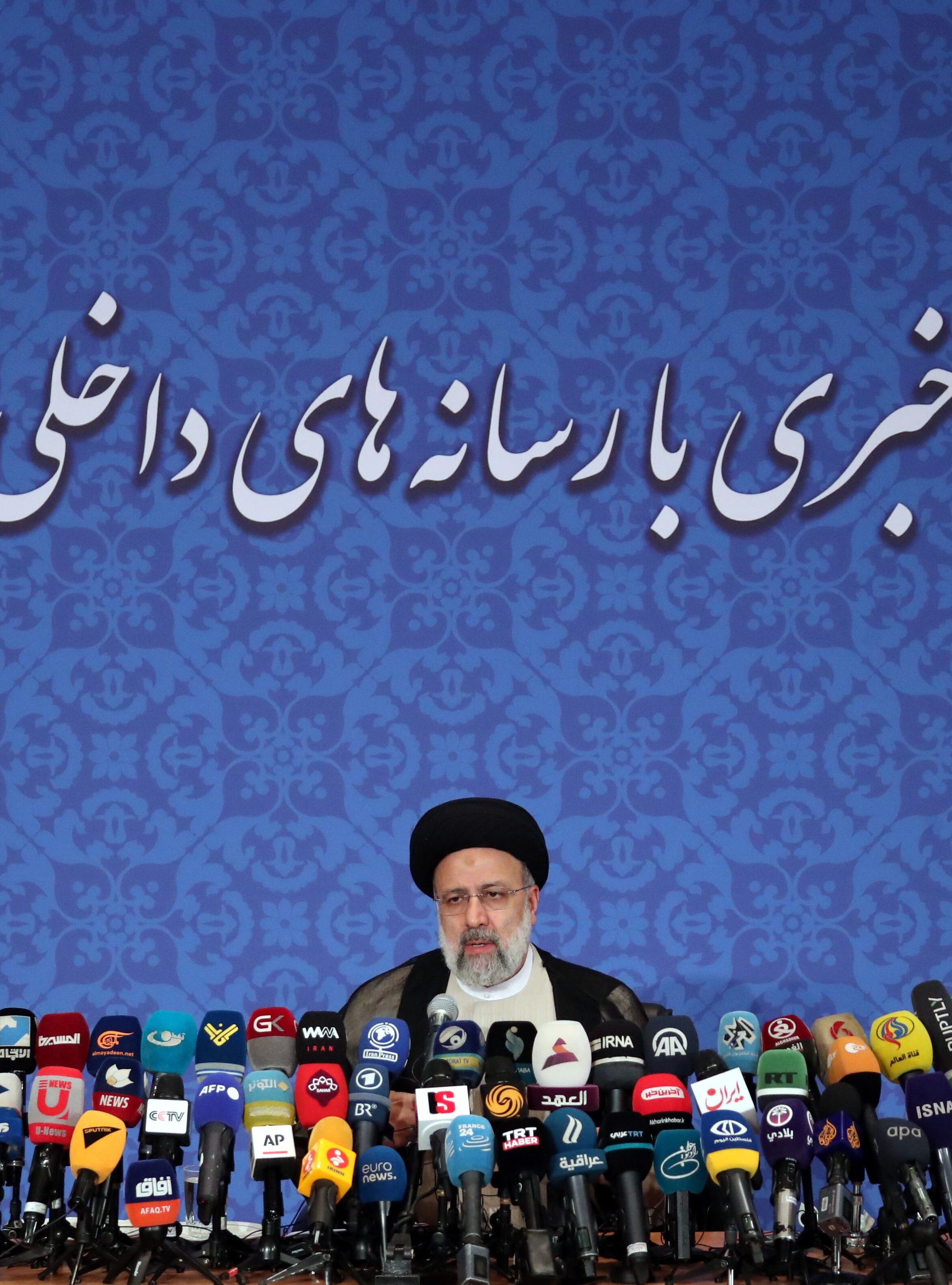 El presidente electo de Irán, el ultraconservador Ebrahim Raisí, durante su primera rueda de prensa en el cargo, el 21 de junio de 2021.