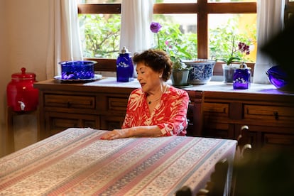 Estela Mújica en su casa, el 7 de mayo.