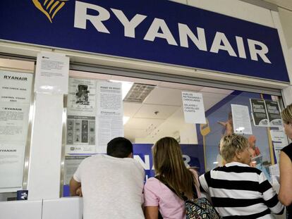 Ryanair desk during strike in 2018.