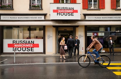 La Casa de los Crímenes de Guerra de Rusia en Davos.