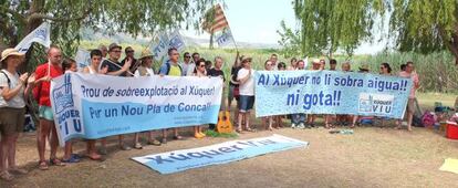 Protesta de la plataforma Xúquer Viu contra el plan hidrológico del río.