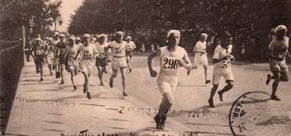 Corredores durante la marat&oacute;n de los Juegos de 1912. 
