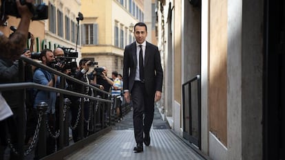 Luigi Di Maio, líder del M5S, a su llegada ayer al Parlamento en Roma.