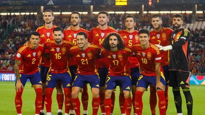 El once inicial de España que derrotó a Serbia en el pasado partido de la Liga de las Naciones.