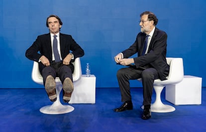 José María Aznar y Mariano Rajoy, el pasado 4 de febrero en Valencia.