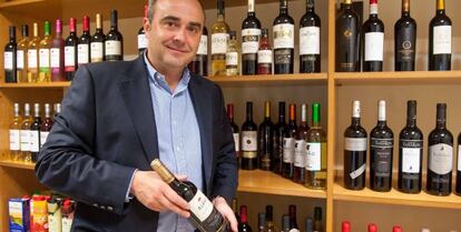 Félix Solís Ramos, tercera generación del grupo bodeguero, la pasada semana en su oficina comercial de Madrid