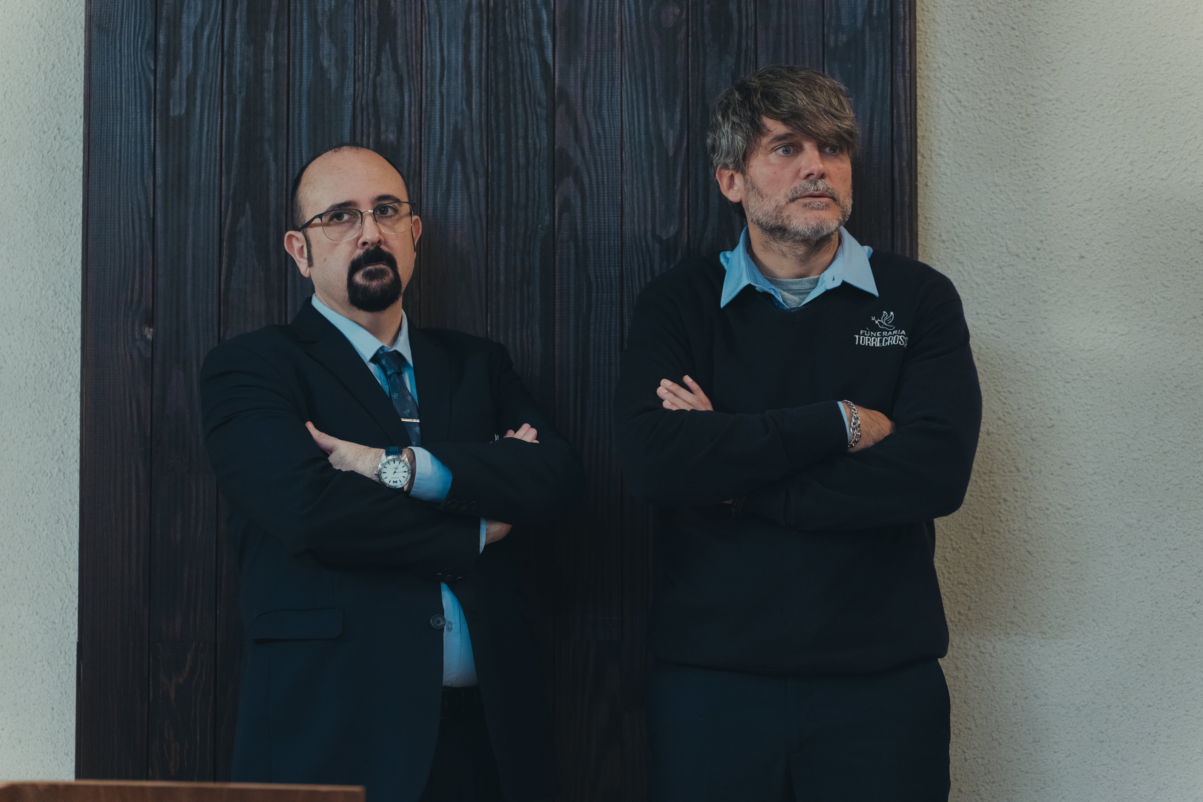 Carlos Areces y Salva Reina, en la cuarta temporada de 'Muertos S.L.'.