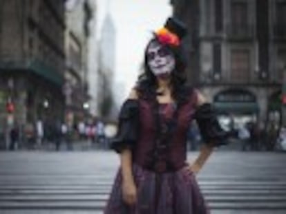 Aprovecha este día de muertos para maquillarte como una catrina