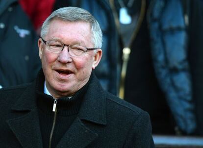 Sir Alex Ferguson is looking forward to renewing his friendly rivalry with Jos&eacute; Mourinho. 
 
 