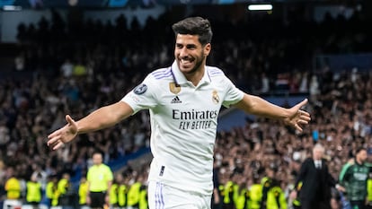 Marco Asensio celebra su gol al Chelsea el miércoles en el Bernabéu.