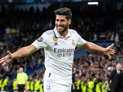 Marco Asensio celebra su gol al Chelsea el miércoles en el Bernabéu.