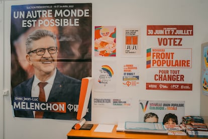 Retrato de Jean-Luc Mélenchon en la sede de Francia Insumisa (LFI).