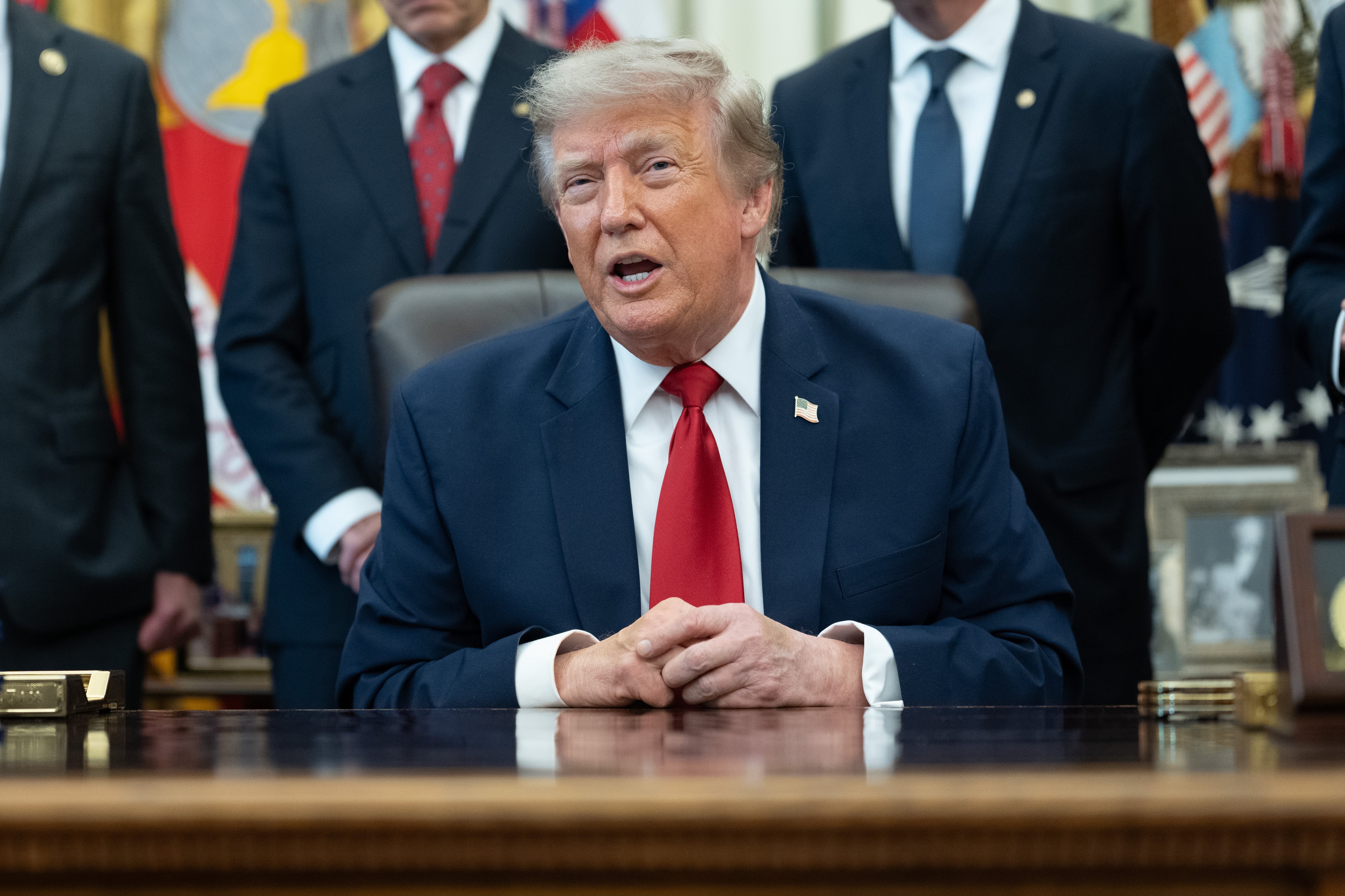 Trump afirma que Estados Unidos investiga si Irán ha almacenado drones en Cuba