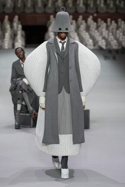 smag-thom-browne-hc-f23-030