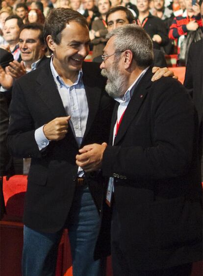 Zapatero y Cndido Mndez, en el acto de UGT en Pamplona.