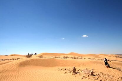 En bicicleta por el desierto de Negev.