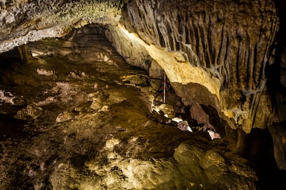 Recóndito lugar de la Cueva de la Dehesilla donde se localiza Locus 1.