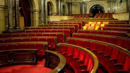 El hemiciclo del Parlament tras aprobarse la declaración de independencia.