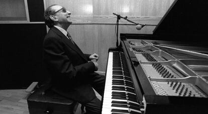 El pianista de jazz Tete Montoliu. 