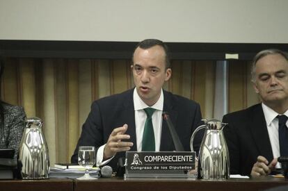 Francisco Martínez, the number two official at the Interior Ministry, explains the events of February 6 in Congress on Wednesday.