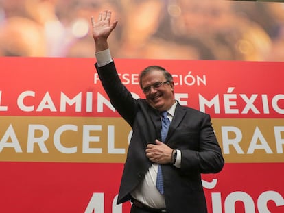 Marcelo Ebrard, en la presentación de su libro "El Camino de México", en el Palacio de Minería.