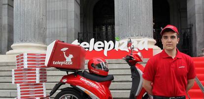 Moto de Telepizza en su reestreno en Bolsa en 2016. 