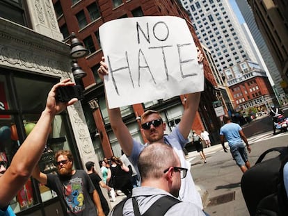 Protesto contra ativistas conservadores no dia 19 de agosto em Boston