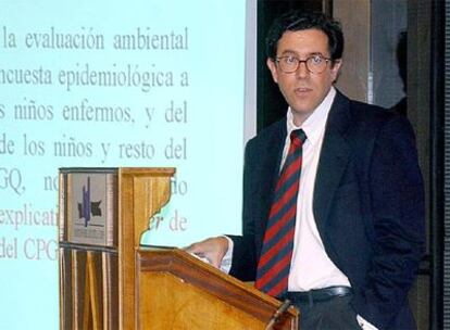 El catedrático Fernando Rodríguez Artalejo, presidente de la Comisión Científica que estudió el brote de cáncer infantil en el colegio público García Quintana de Valladolid.