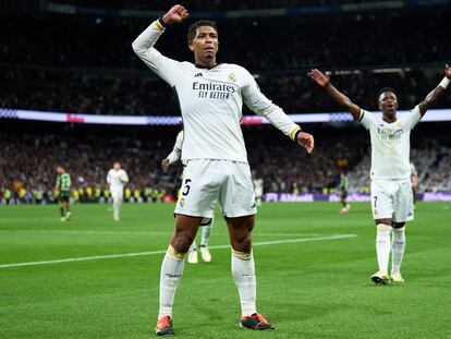 Jude Bellingham celebra un gol en el Bernabéu.